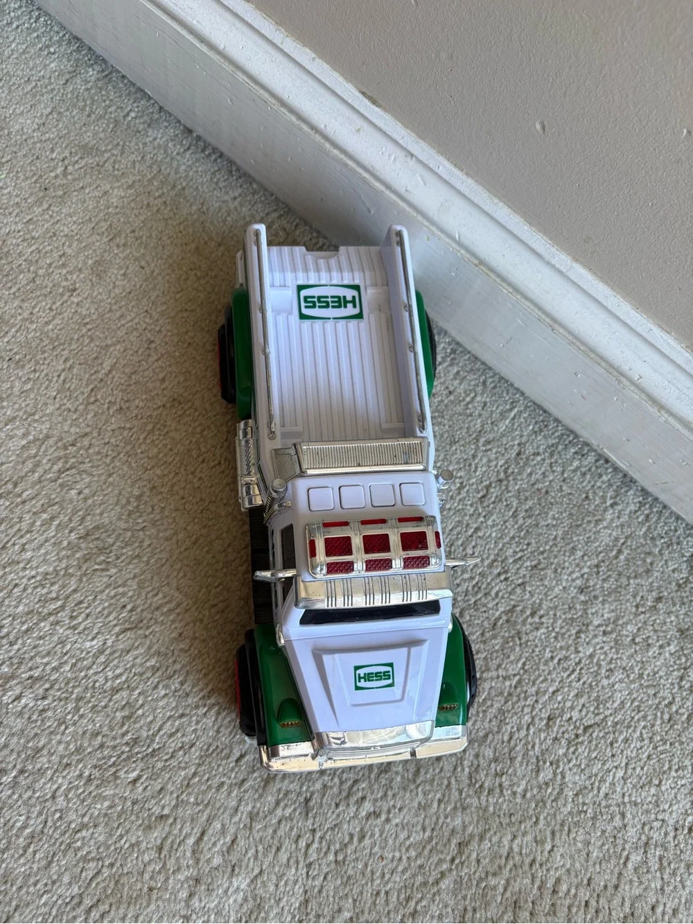 Hess truck, lights and sounds